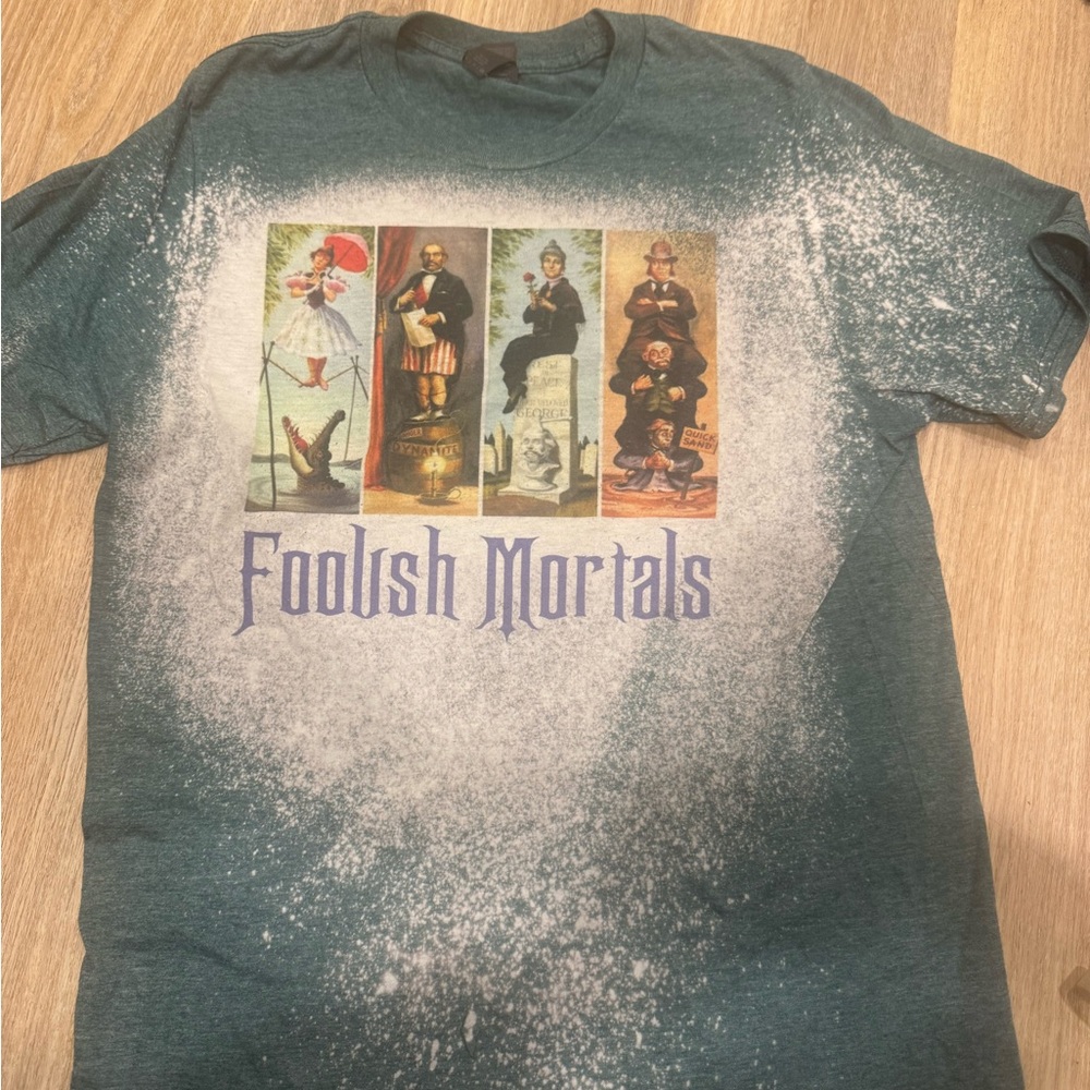 Anvil Graphic Tee - Green and White